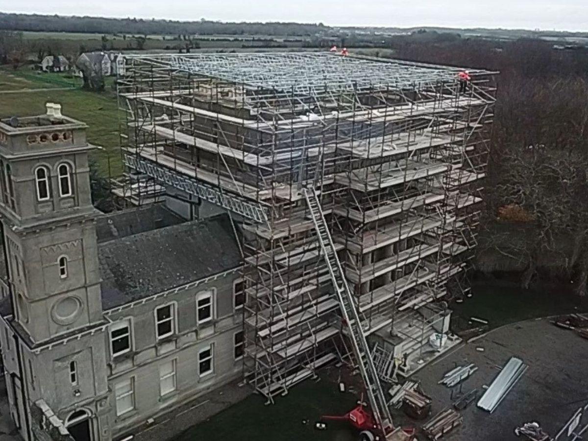 Scaffolding erected to a protected heritage building in Dublin